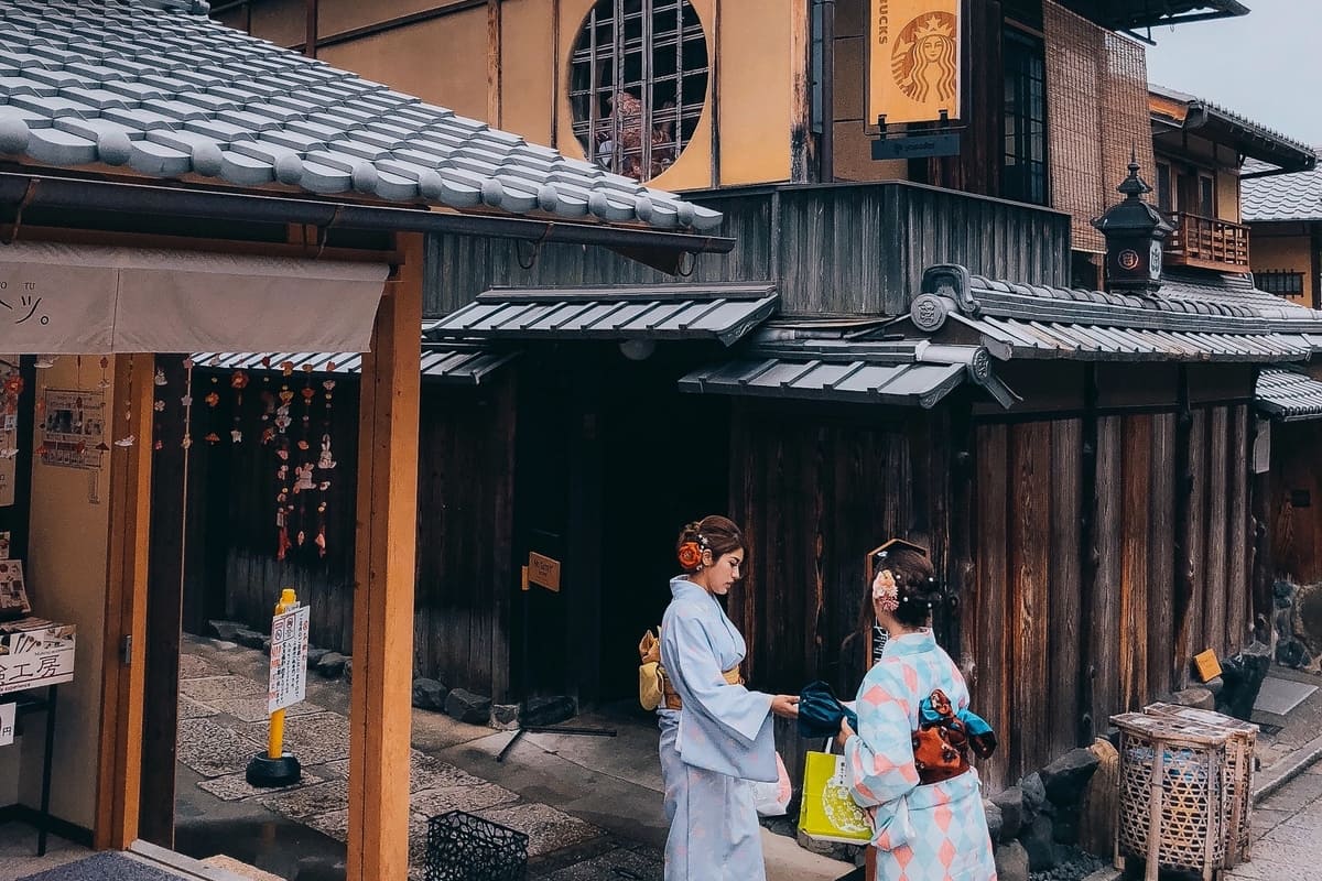 historico: Starbucks Kyoto Ninenzaka Yasaka Chaya